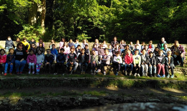 Classe verte à Jambville avec les classes CE2 -CM1 et CM2 ulis avec des activités sportives et sur le thème de la nature